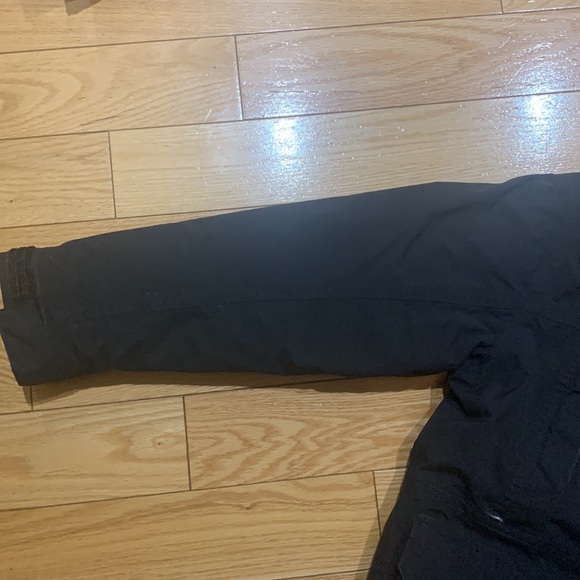 MCMurdo North Face Winter Parka - Picture 5 of 6